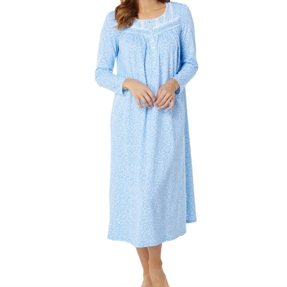 **SOLD** - Picture 2 of 10